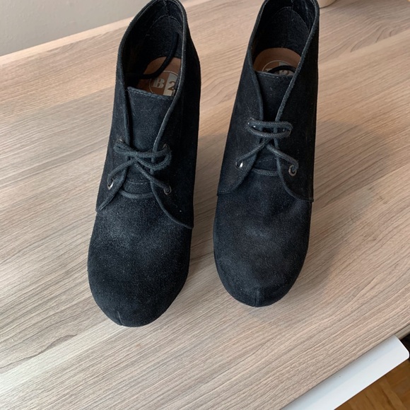 Black Suede Browns Wedge Booties - Picture 7 of 9